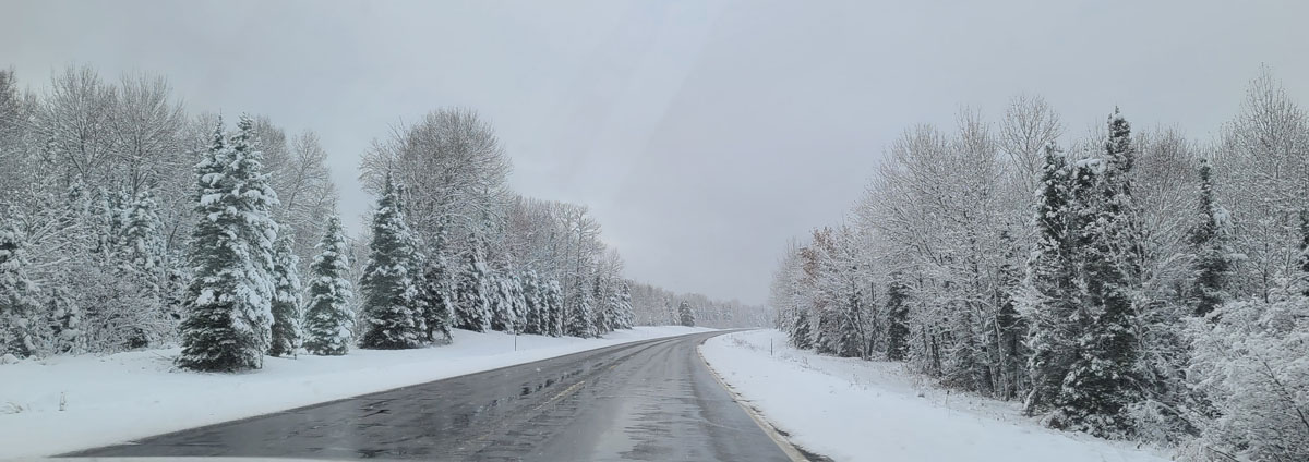 How Marquette and Upper Peninsula weather shapes home design, from snow loads to wind, insulation, and lake-effect living.